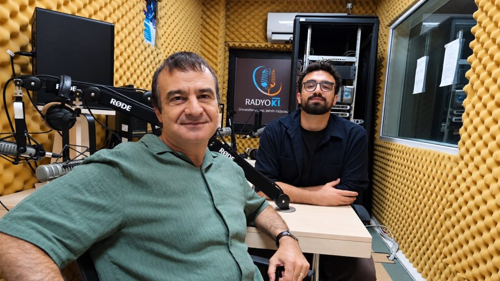 Prof. Dr. Selim Öncel Çocukluk Aşılarının Önemini Anlattı- Radyo ki
