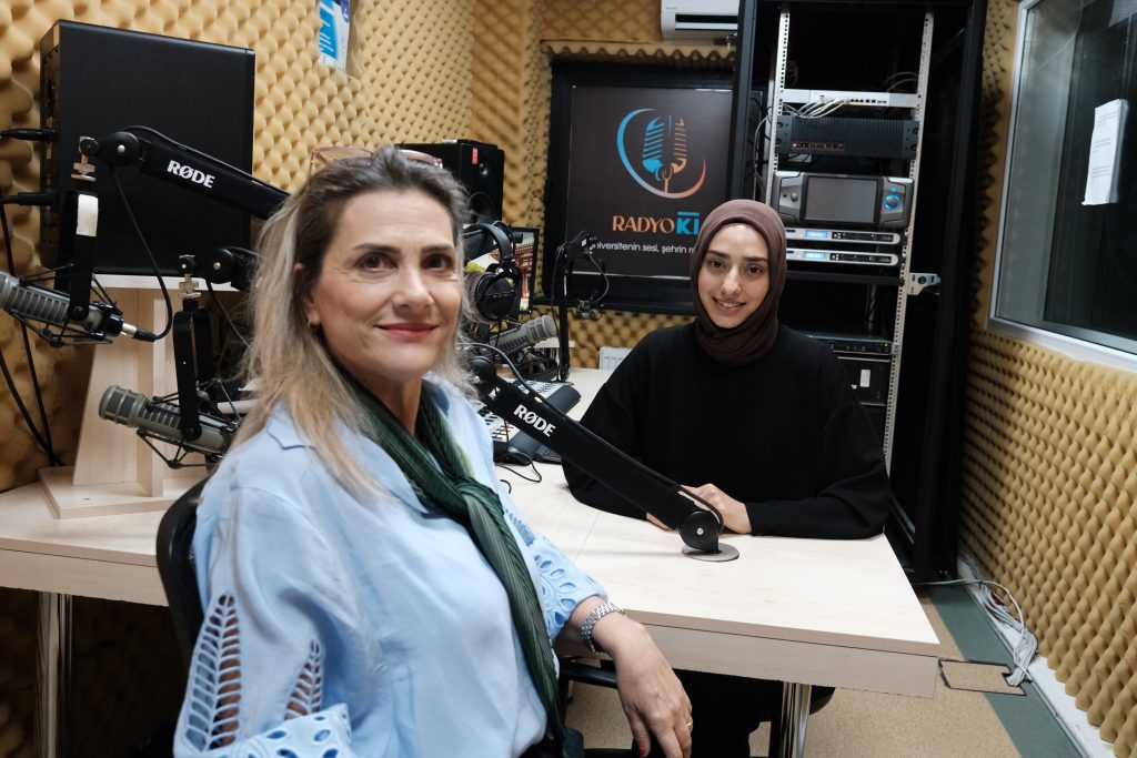 Prof. Dr. Çardaközü, Ameliyathanelerin Gizli Kahramanlarını Radyo Ki’de Anlattı-Radyo Ki